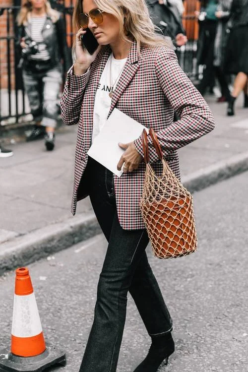 blazer-with-jeans-247792-1516908274527-image.500x0c.jpg