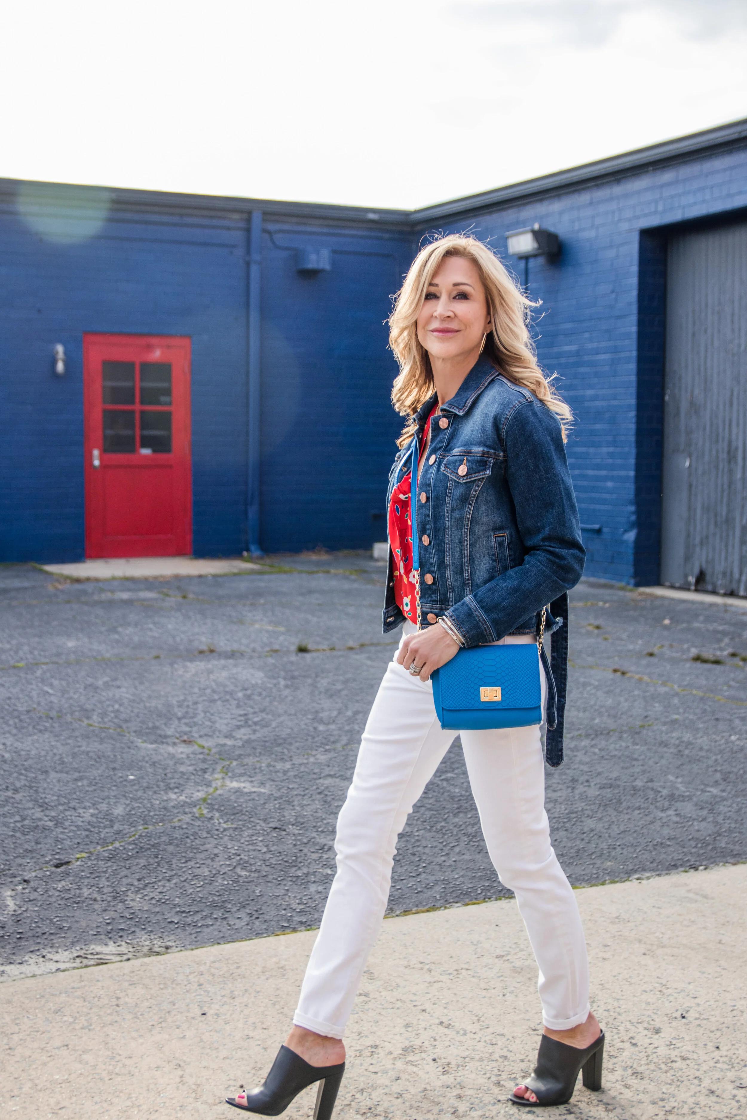 Cabi Clothing - Crazy Blonde Life