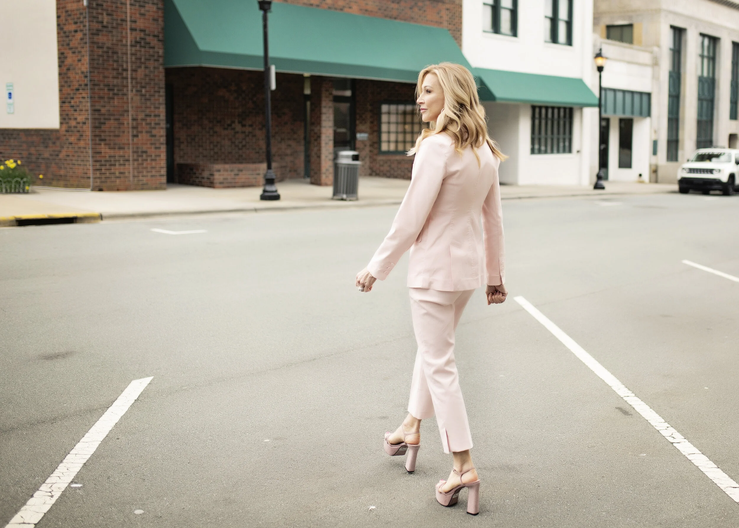 Two ways to wear a pink suit - Crazy Blonde Life