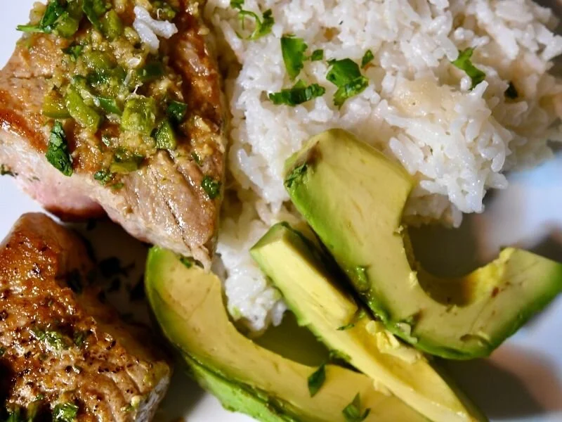 The Absolute Best Seared Tuna with Ginger, Cilantro and Avocado