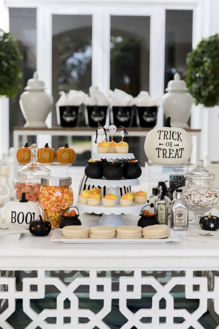  Image via The Fashionable Hostess 