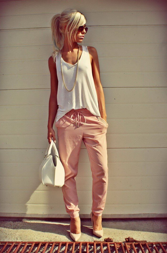 Jogger-Pants-For-Women-10-700x1059.jpg