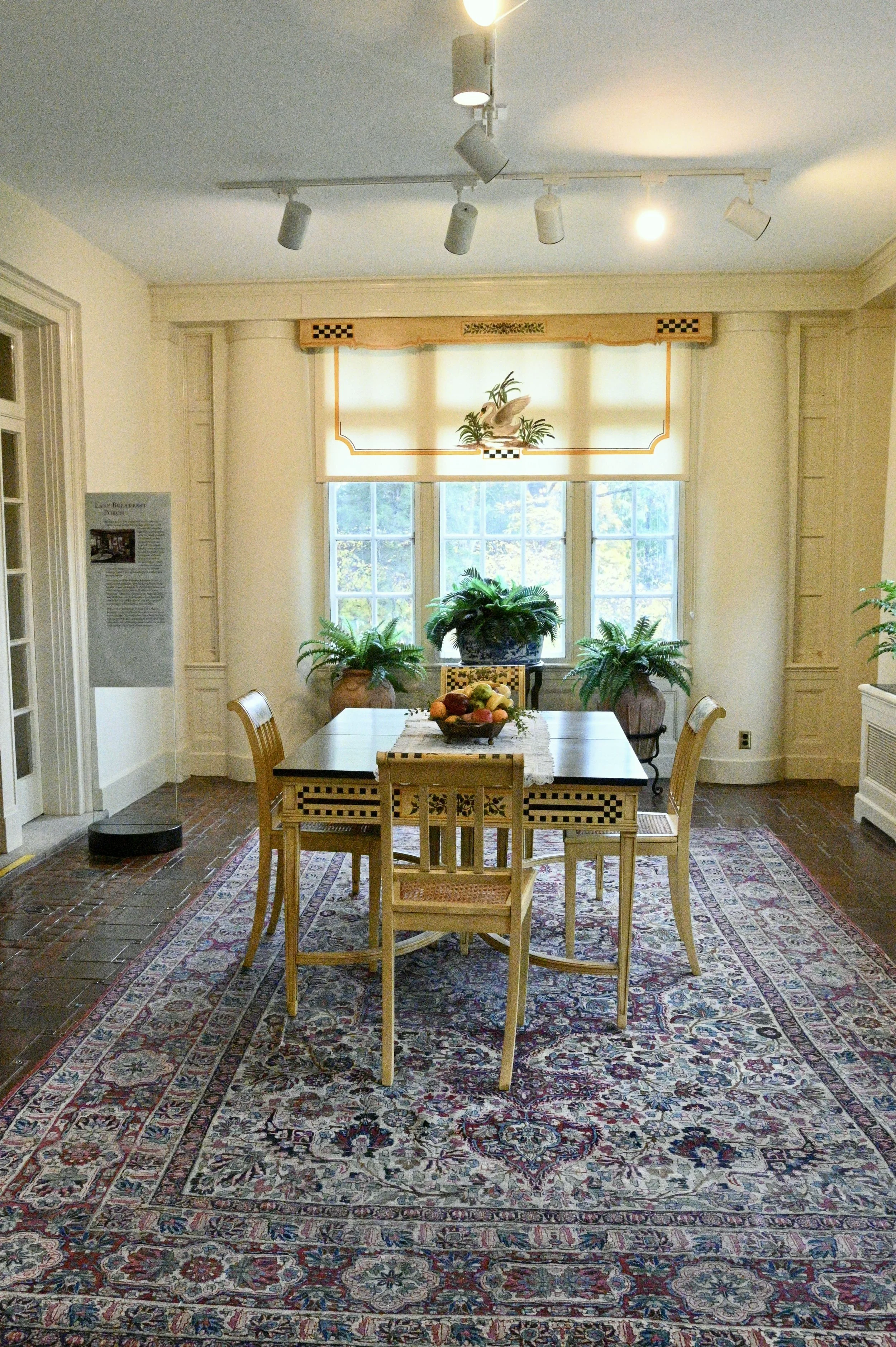  Breakfast Room in Reynolda House 