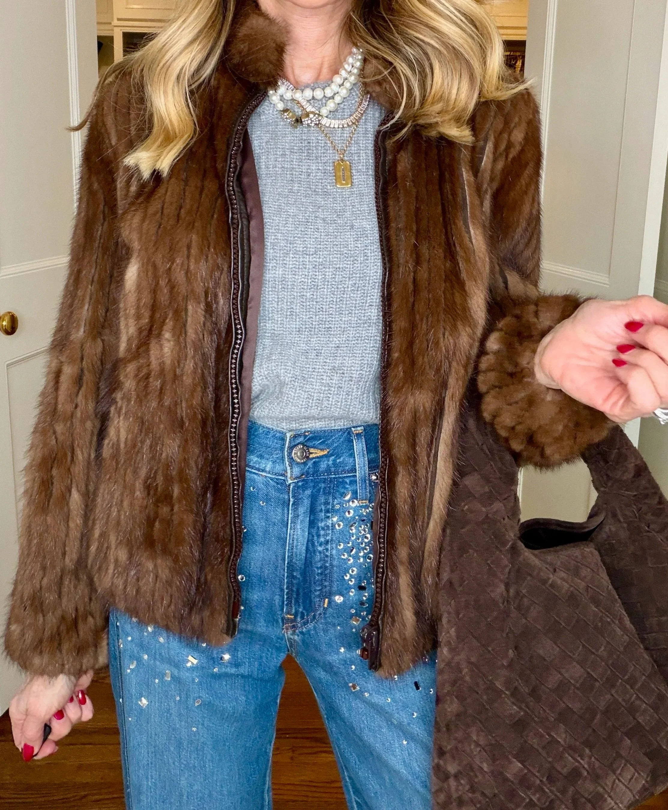 Brown vintage fur, grey sweater and layered necklaces