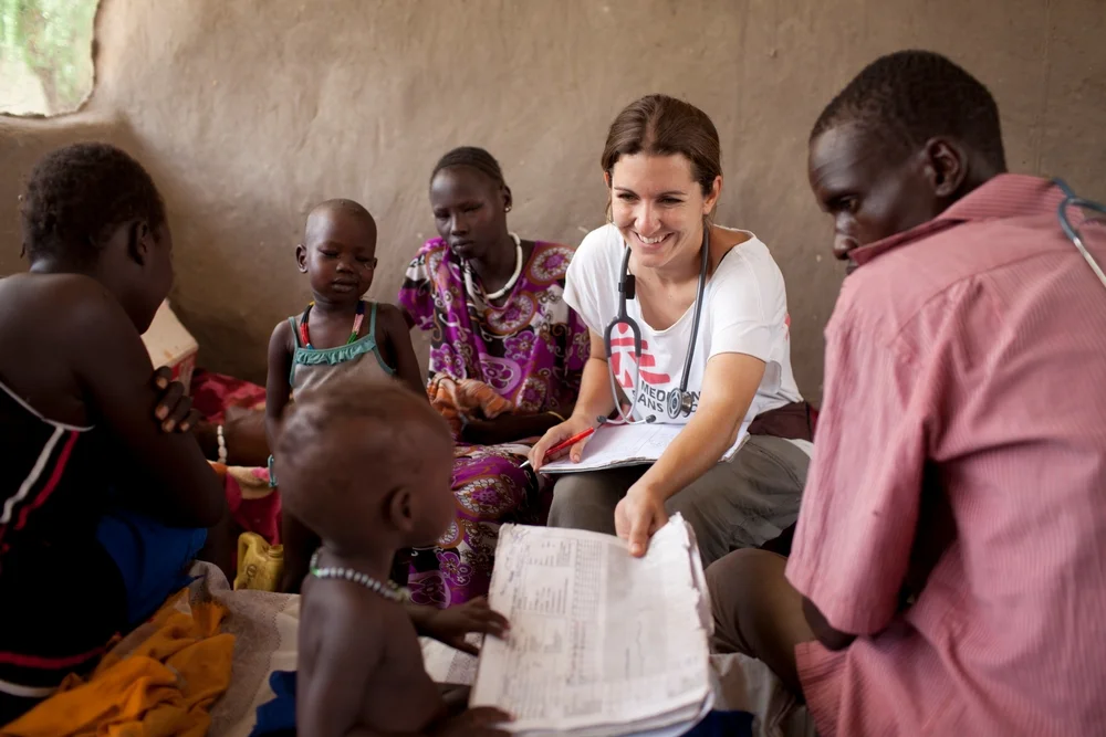 MSF nurse Josie Gilday in South-Sudan. © Brendan Bannon/MSF