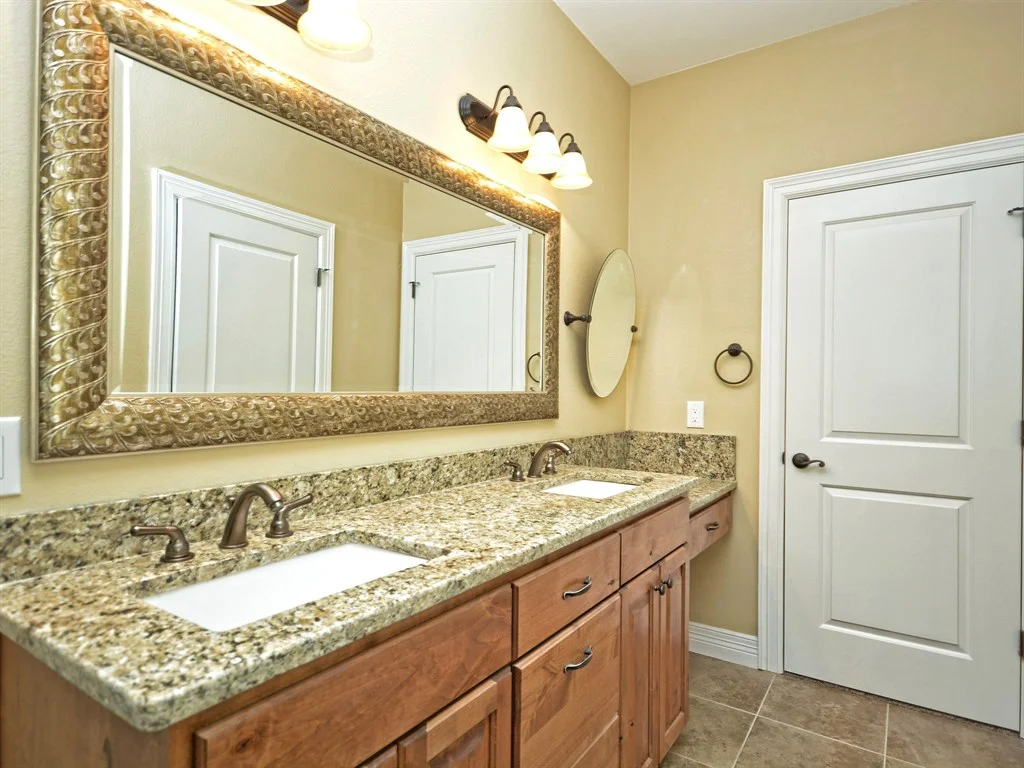 Kyle master bath 1.jpg