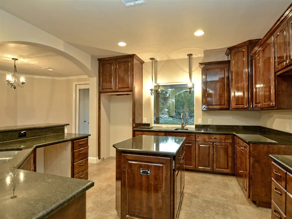 016_Kitchen Twilight.jpg