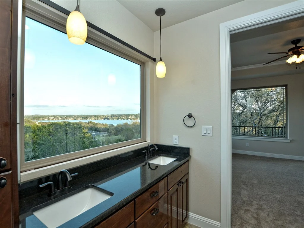 030_2nd Master Bathroom.jpg