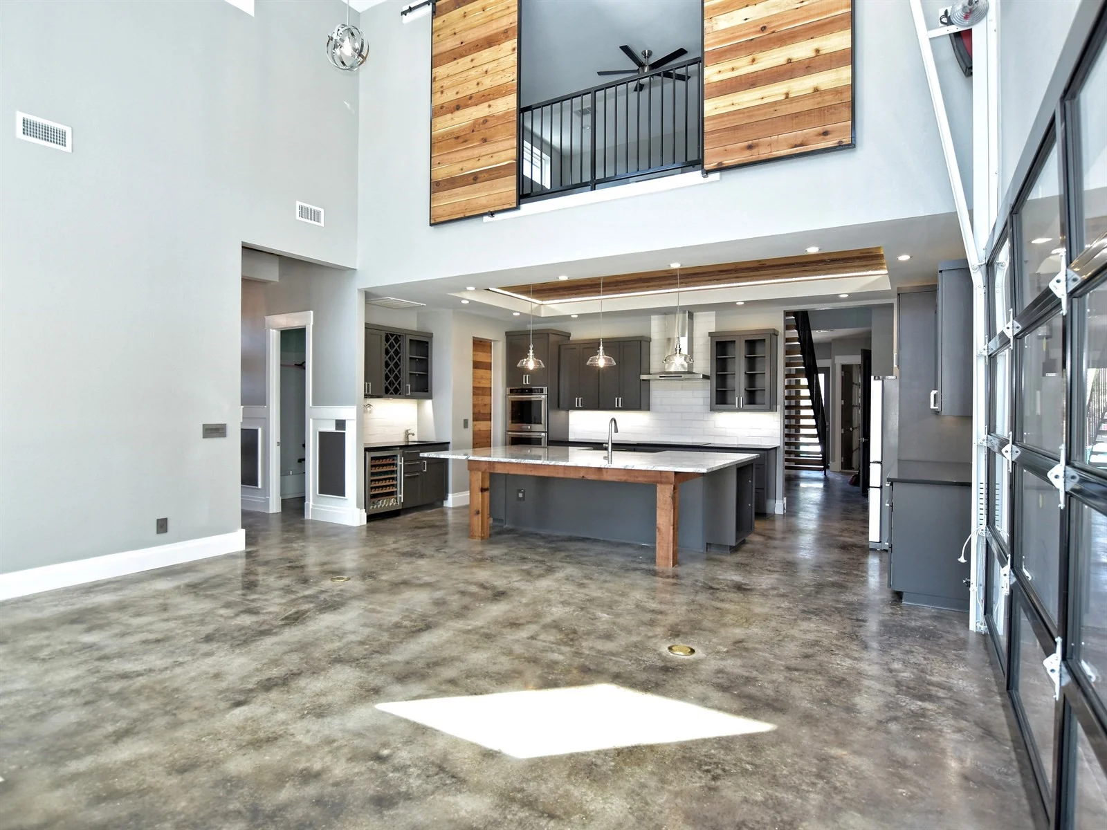 010_Living-Kitchen 2.jpg