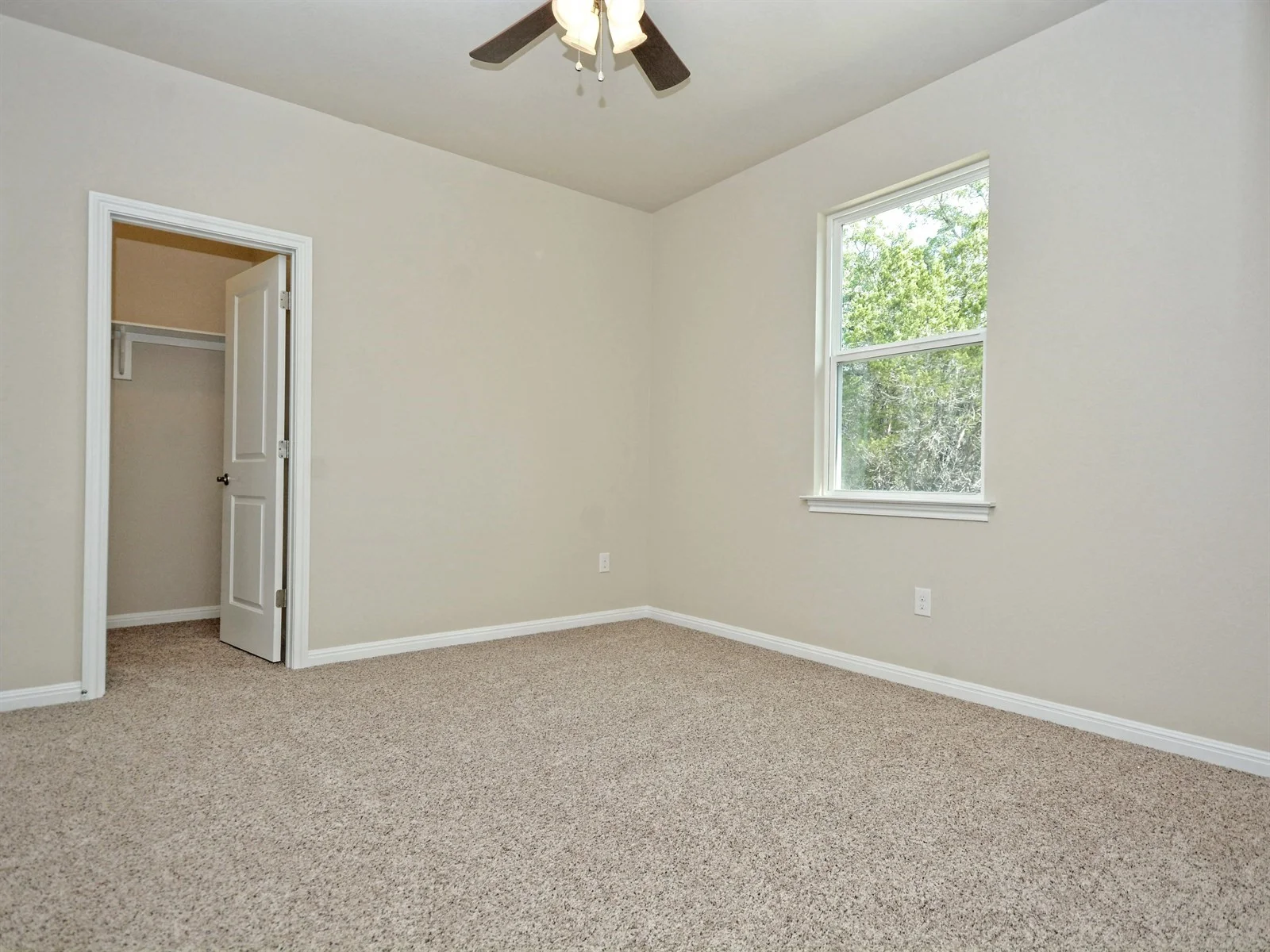 024_2nd Bedroom.jpg