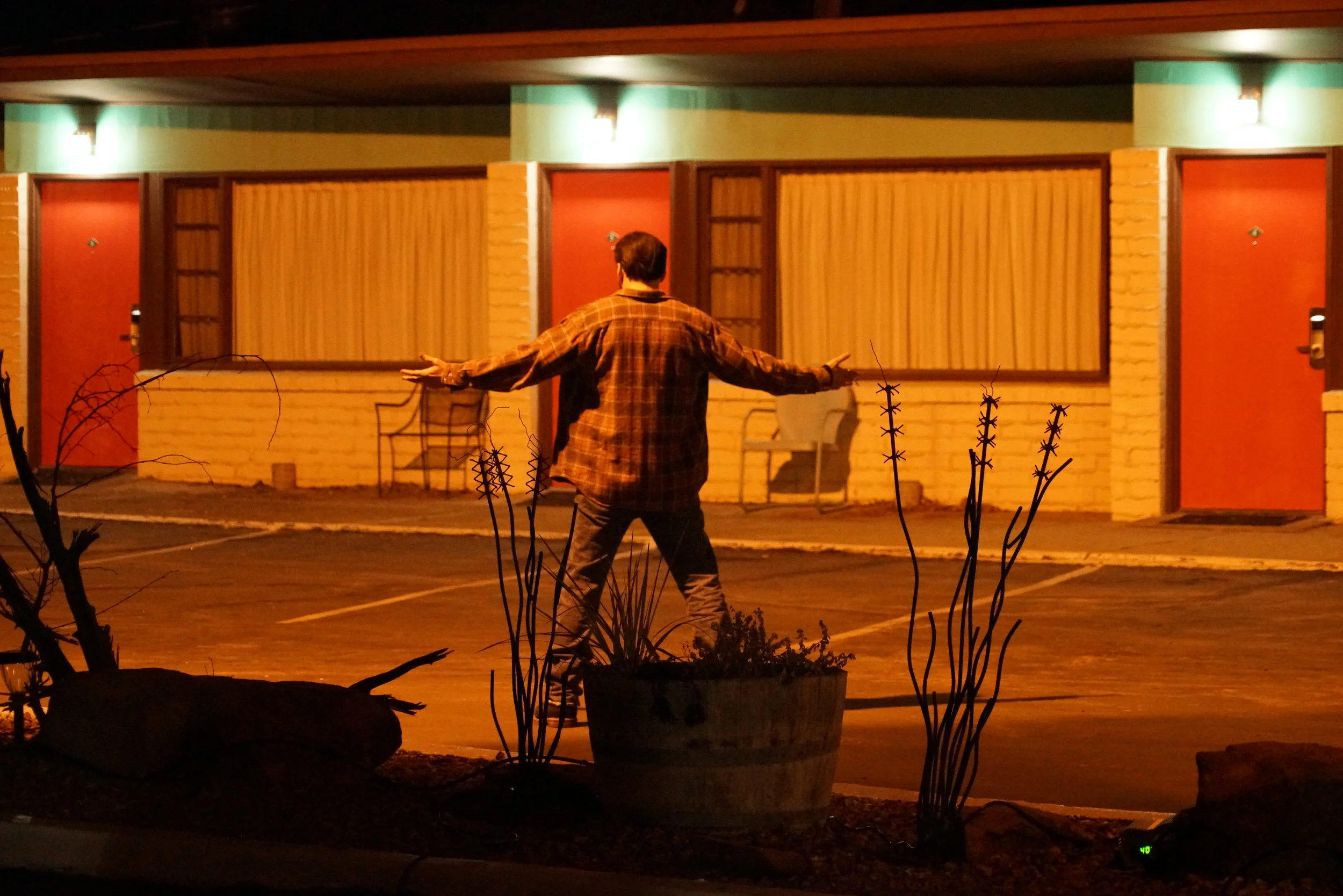 Nick Cage The Looking Glass