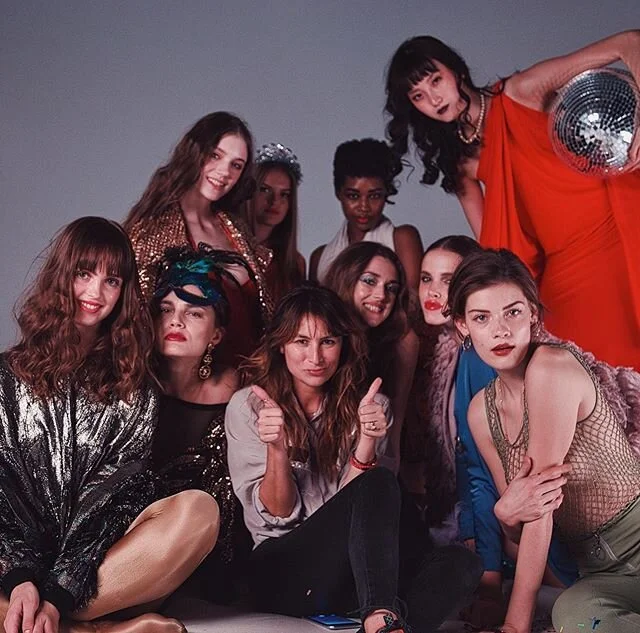 Miss shooting all the beauties of the world.
&bull;
&bull;
#tbt #missshooting #misstouchingpeeps #misswork #femalephotographer #models #onset #freshfaces