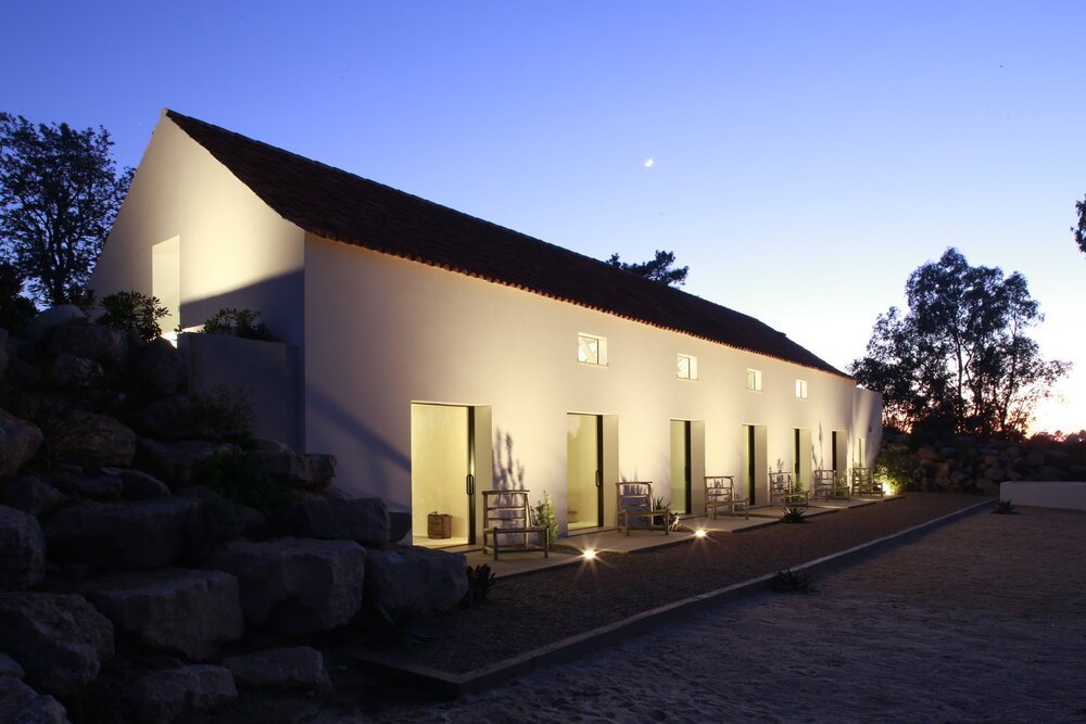 Portugal-Yoga-retreat-center-night-image.jpg