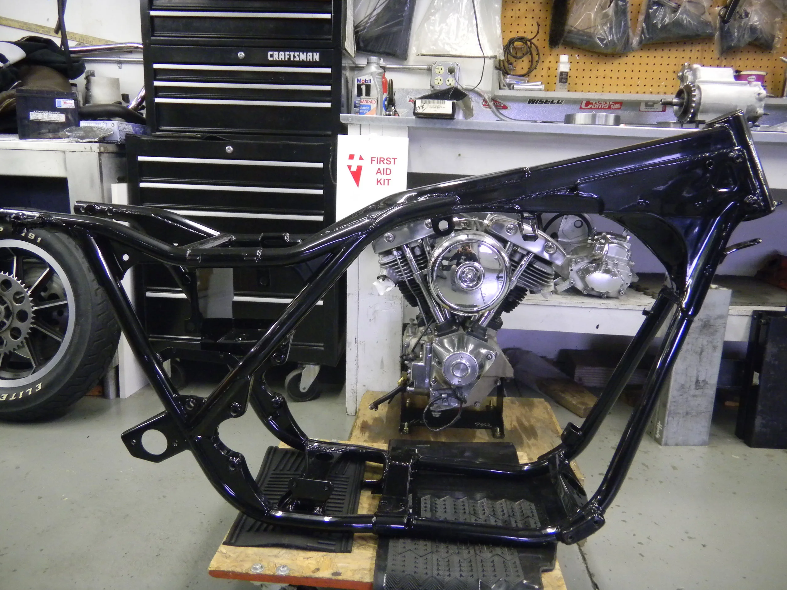  FRESHLY POWDER COATED FRAME 