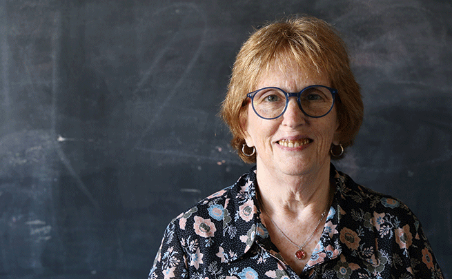 lori-hyl-admiistrator-pinnacle-school.gif