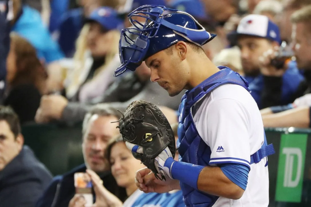 maile-glove.jpg.size-custom-crop.1086x0.jpg