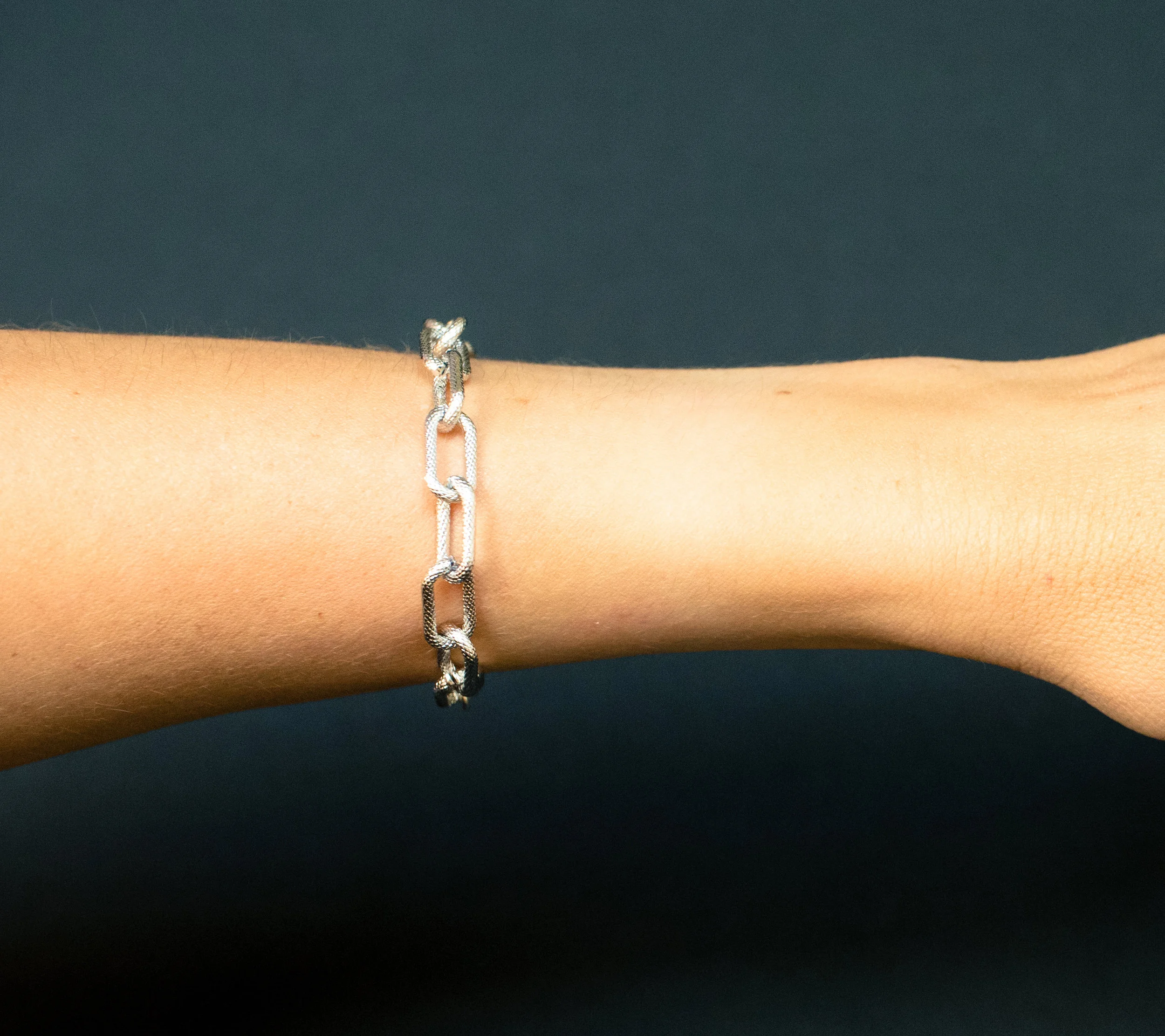 cropped MIRO_OF_camilla bracelet R.jpg