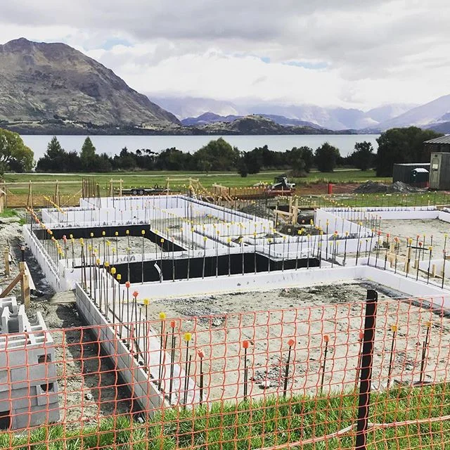 Nice progress on site in Wanaka 
@michael_cumming_architect 
#nzarchitecture 
#australianarchitecture 
#sydneyarchitecture 
#wanakaarchitecture