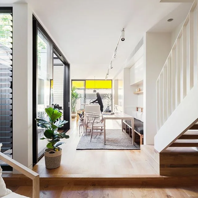 Surry Hills life

@michael_cumming_architect 2015 
#australianarchitecture #sydneyarchitecture 
@sdastructures 
Photo @_katlu 
@mcmhouse 
@gardenlife_syd 
@project82 
@artedomus 
@euroluce_lighting_australia