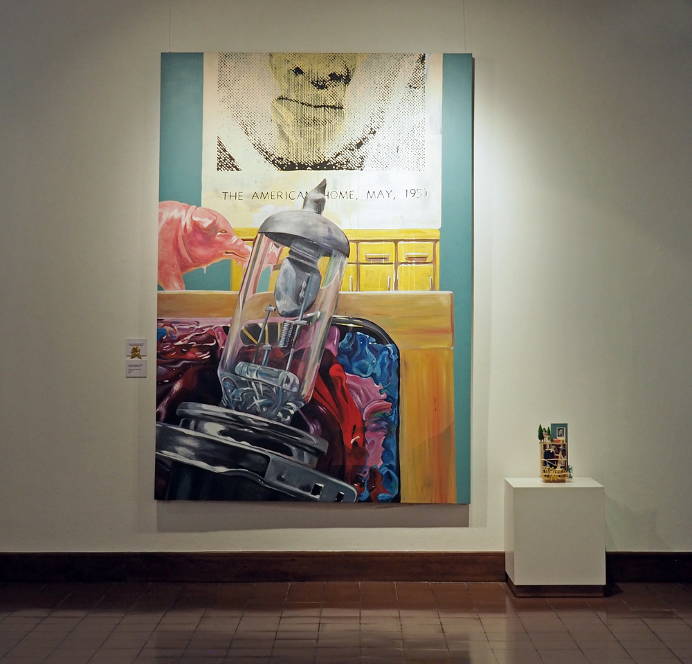 “The American Home”, acrílico sobre canvas y ensamble, luciano goizueta, obra ganadora de la categoría tridimensional del salón nacional 2017