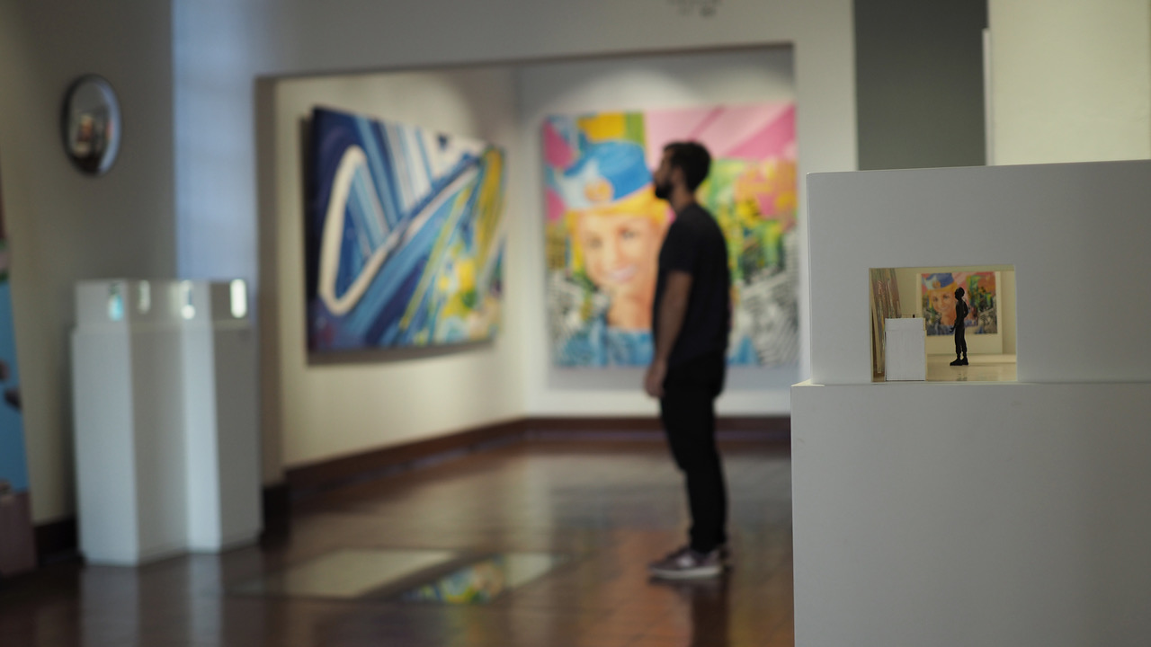 Metadata con cameo del artista, MAC | imagen cortesía de artista