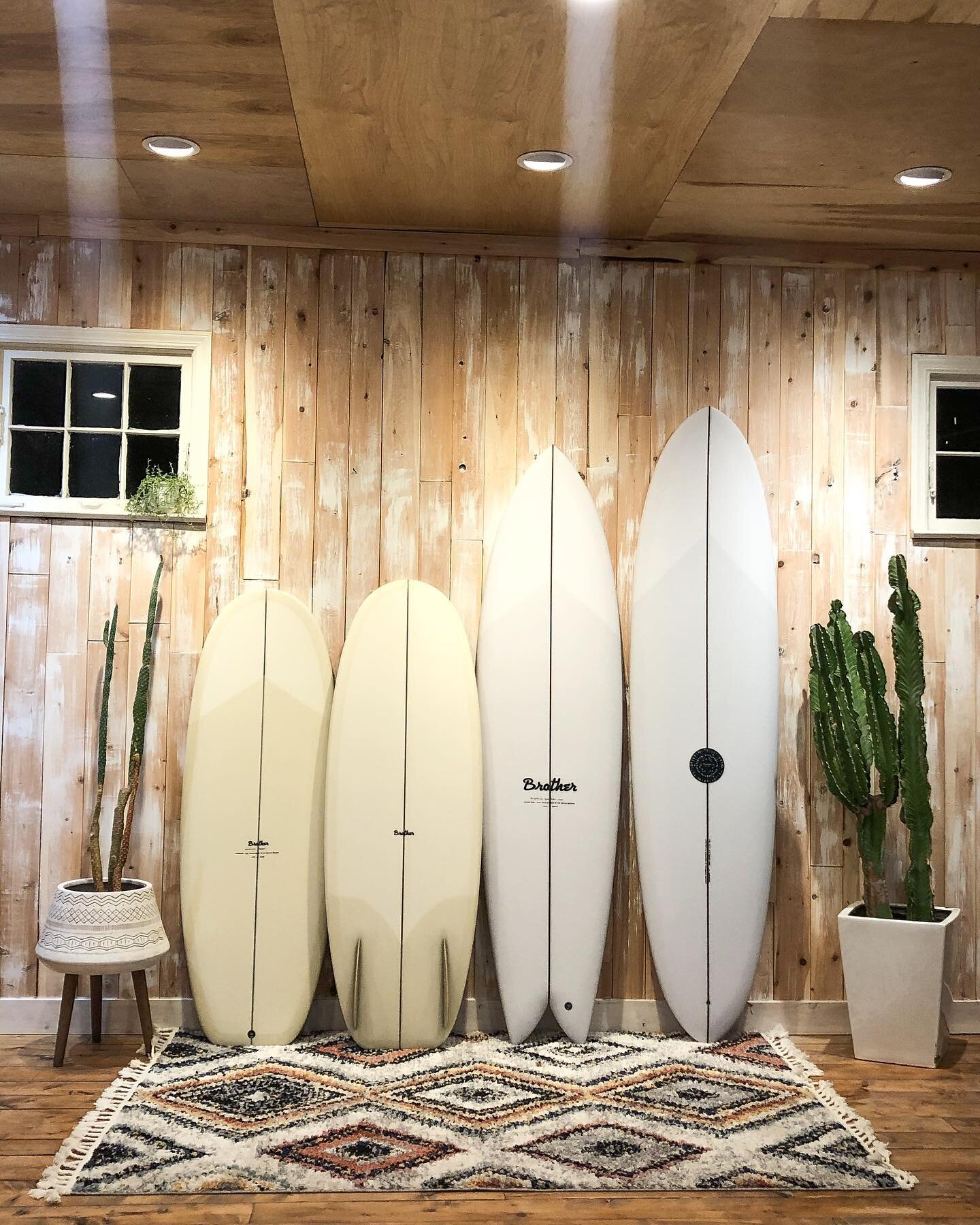 First board drop off in the new space and it just felt good!!! What a healthy day spent with @brother_surfcrafts @megjaydraws @takeitorleafit. Feels good to be making memories already in our new home!! Thank you @brother_surfcrafts for the passion th