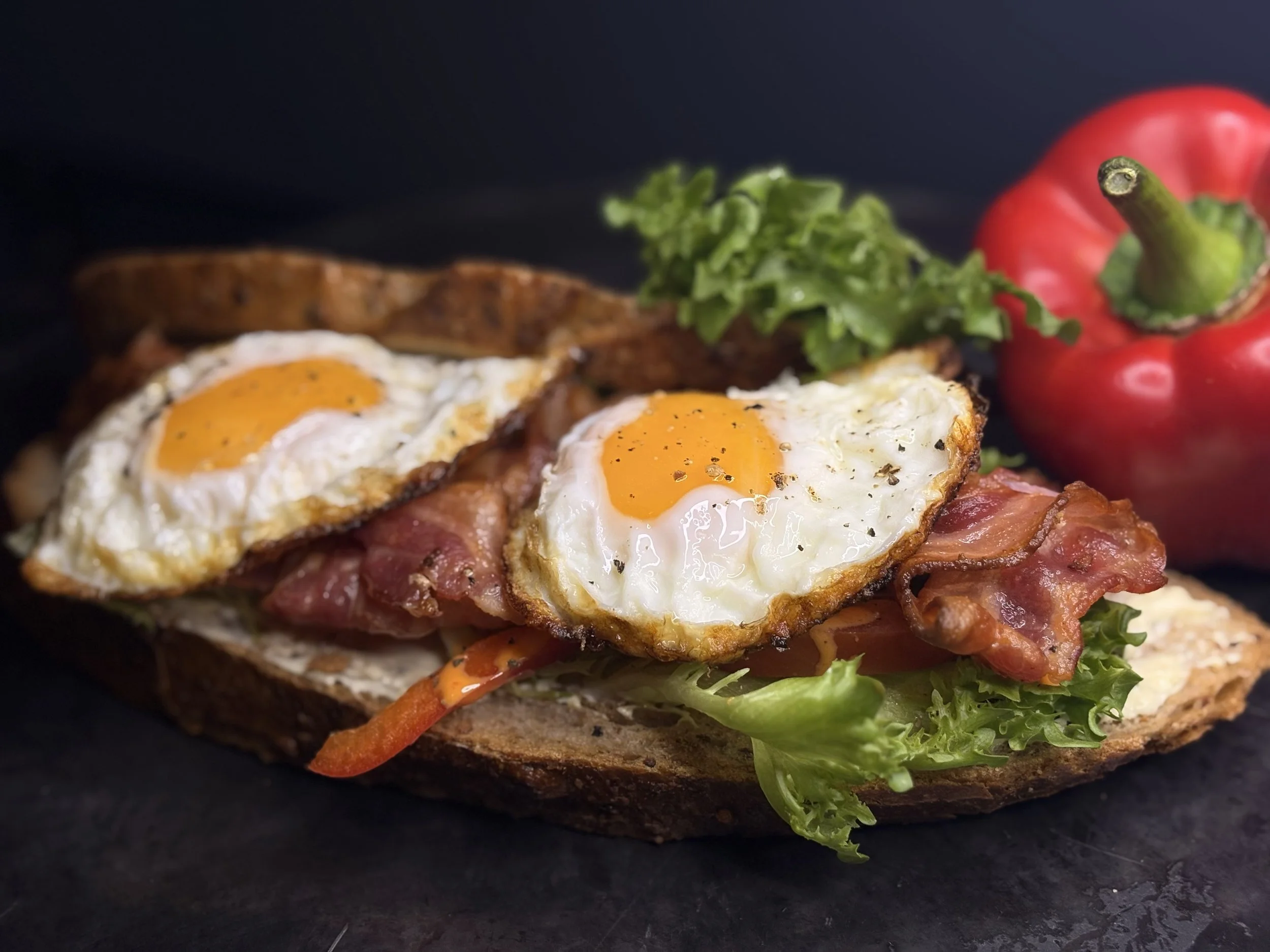 Egg & bacon sandwich.jpeg