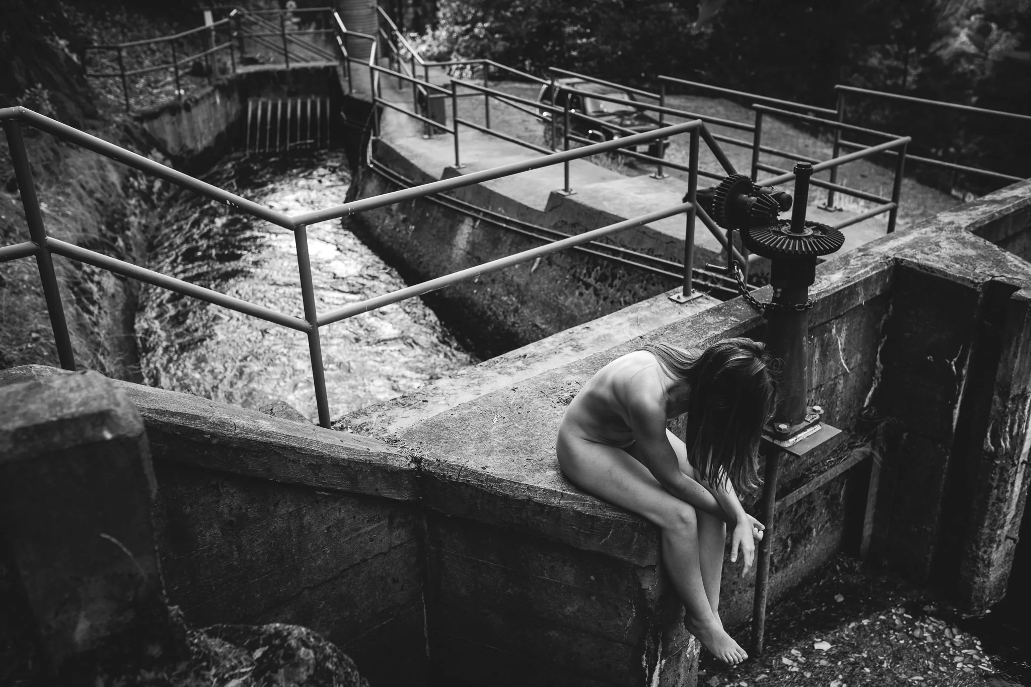01-water-little-green-eyes-jessie-mccall-portland-melbourne-nevada-city.jpg