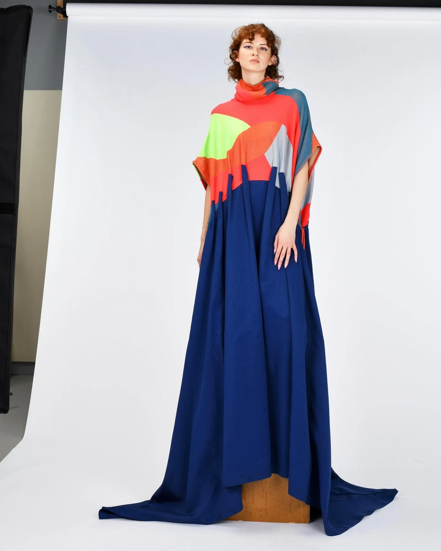 Throwback to this photoshoot for Color Moves, Abbey is wearing look 3 
🔴🟠🔵🟢

#fashion #design #art #knitwear #sportwear #fashiondesign #knit