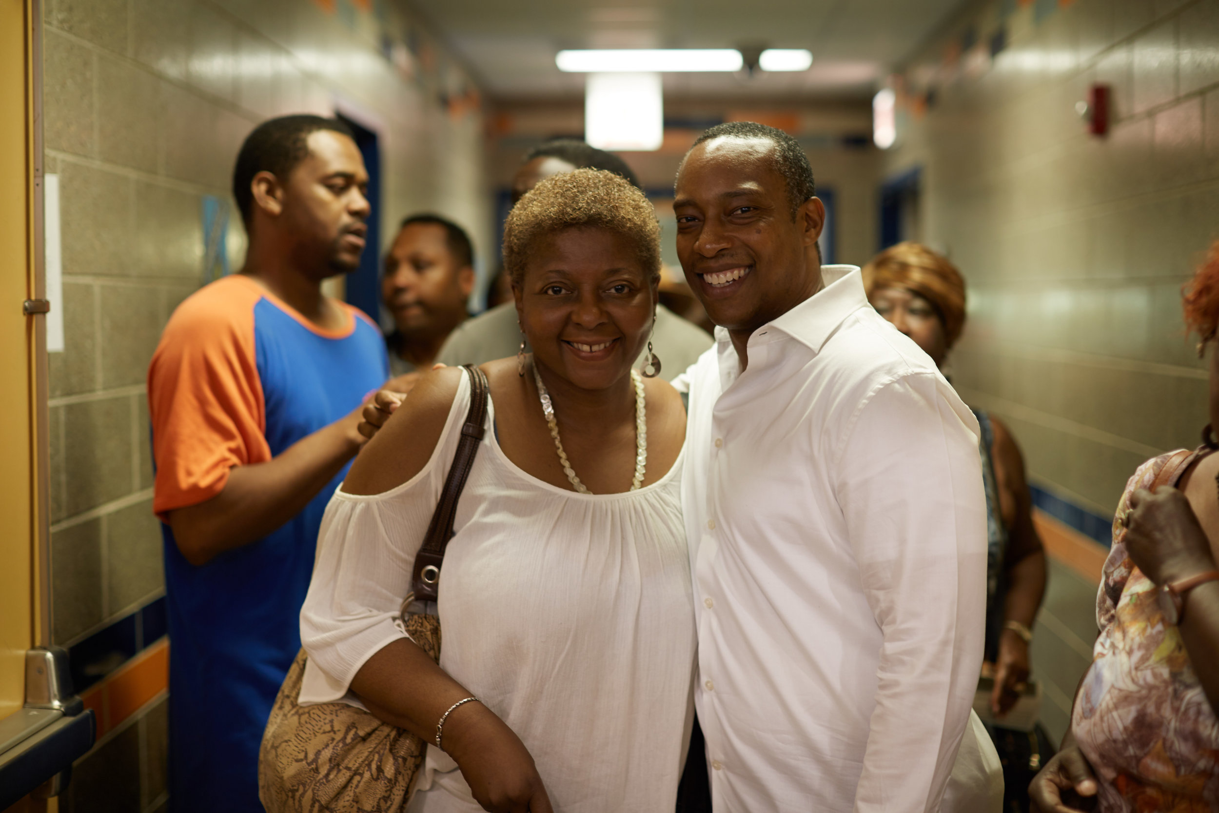 Greg Mitchell, 7th Ward Alderman of Chicago, with community attendees 2.jpg
