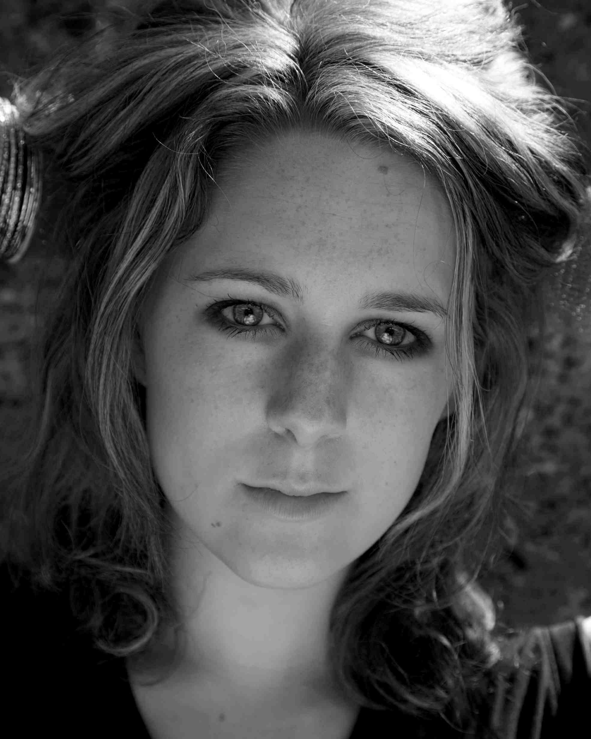 Kiva Murphy Headshot 2012.jpg