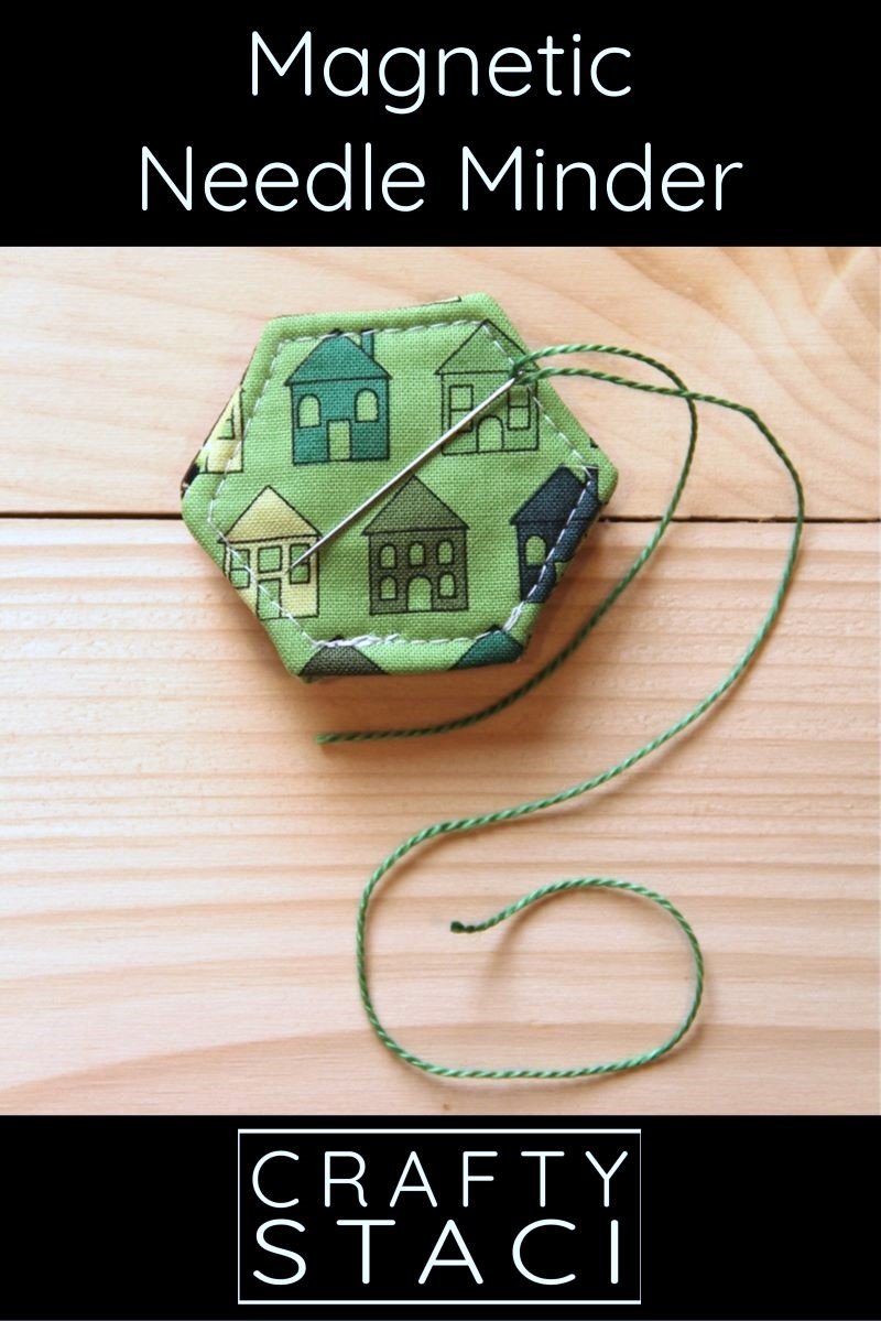 Magnetic Sewing Needle Case Nancy Clue of the Missing Stitch