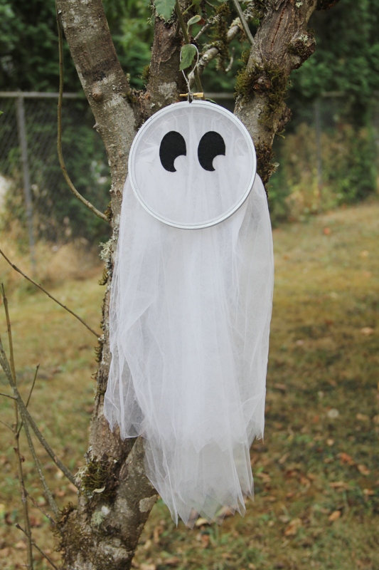 Tulle Ghost Hoop Art — Crafty Staci