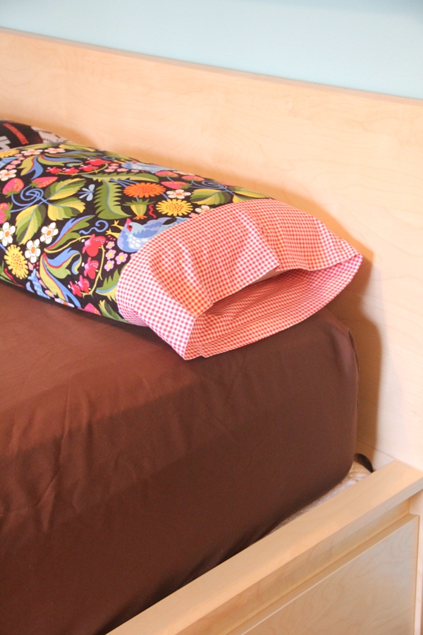 Simple Fitted Sheet Hack / How To Mark Which Direction It Goes - You Make  It Simple