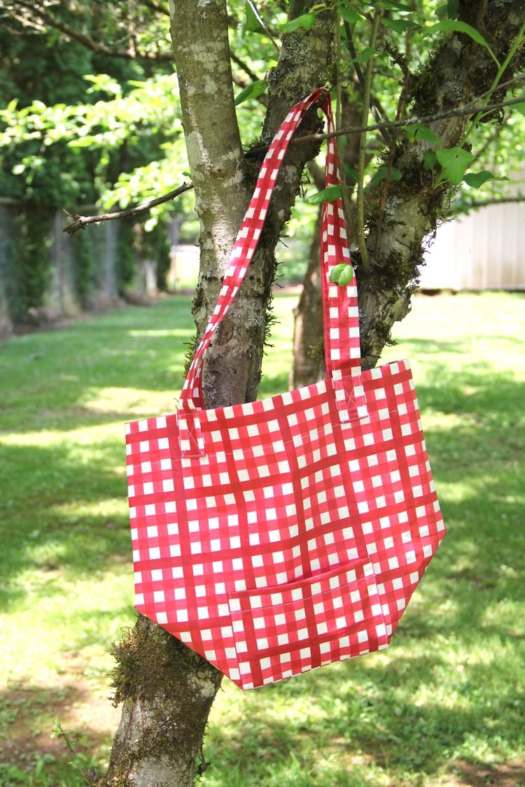 Sewing tutorial: Reusable shopping bag with pocket pouch