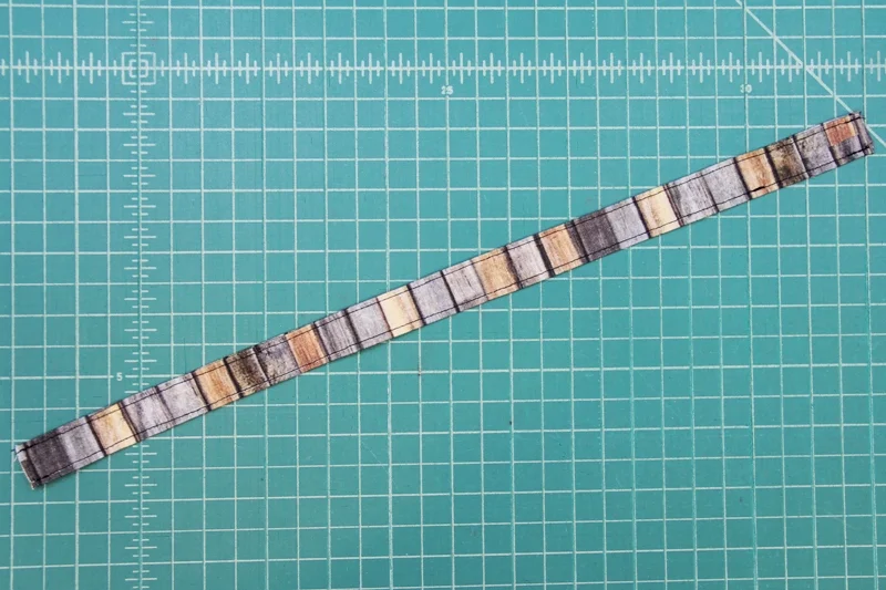 Topstitch wrist loop