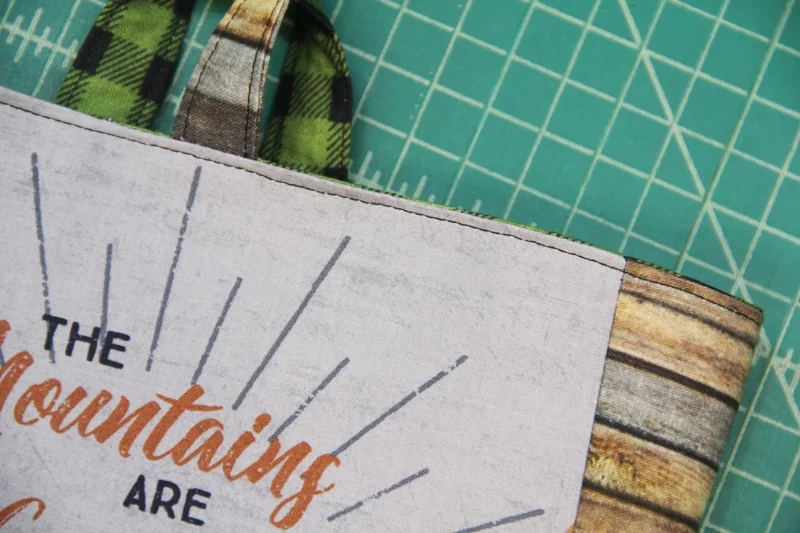 Topstitching on upper bag