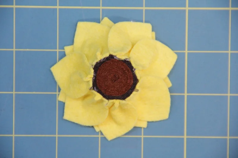 Glue remaining petal in second row