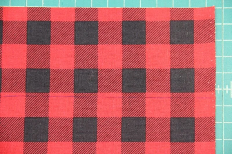 Line drawn on outer bag