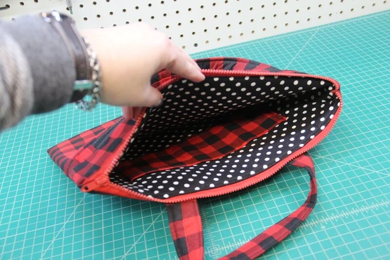 Push lining into bag