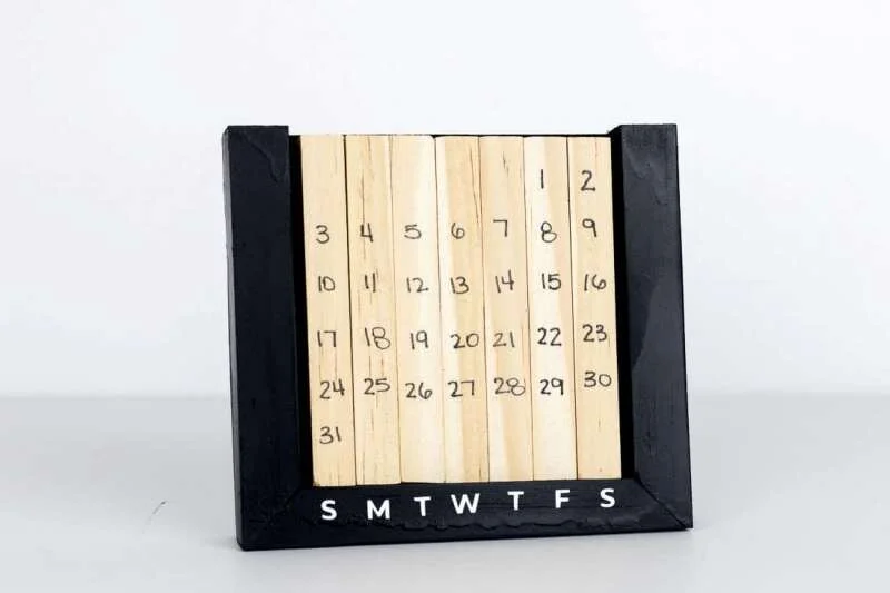 Perpetual Desk Calendar from A Crafted Passion