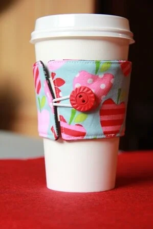 Reversible Coffee Cup Cozy from Crafty Staci