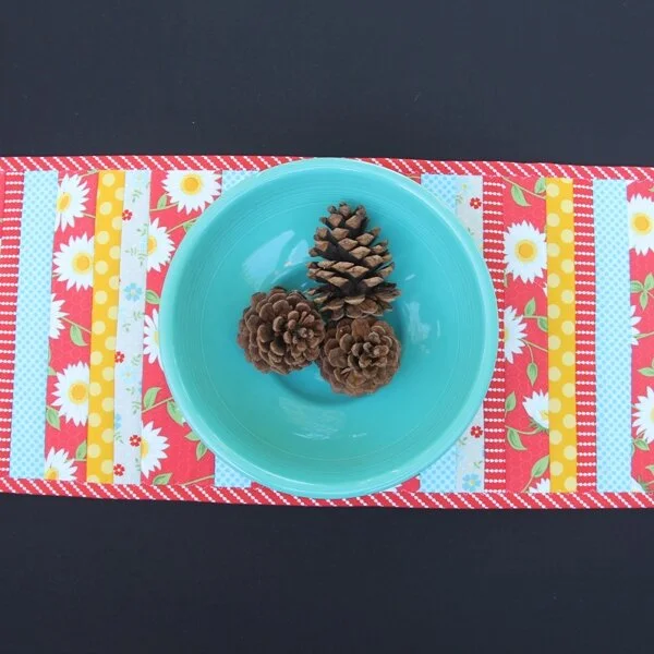 Quilt-As-You-Go Tablerunner from Crafty Staci