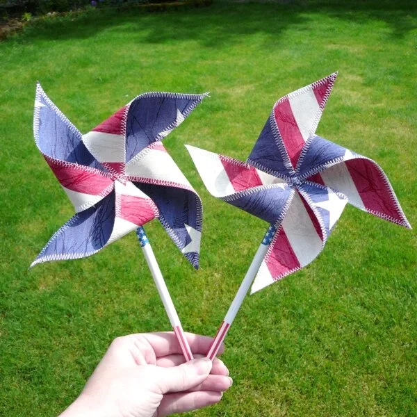 Patriotic Pinwheels from Crafty Staci