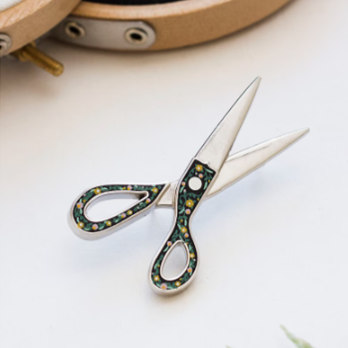 for TRIANGLE Fabric Lace Scissors Practical Serrated Scissors DIY