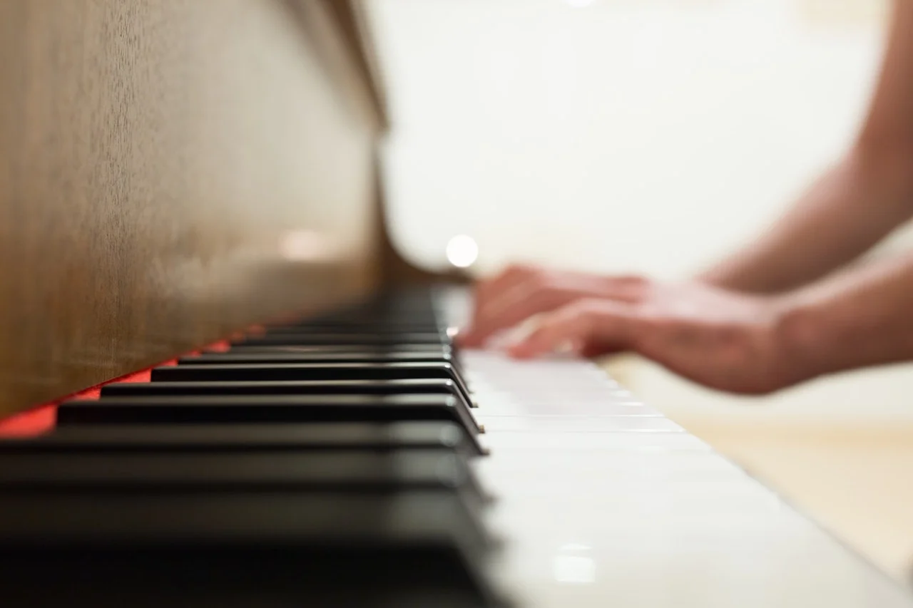 learn-piano.jpg