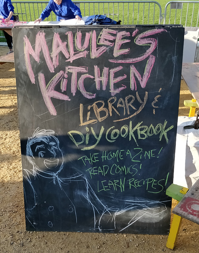 With Smithsonian's Freer & Sackler Galleries, Malulee's Kitchen brought a whole booth to ILLUIMINASIA 2017, a festival in the National Mall with over 50,000 attendees celebrating the the AAPI community and the FS's reopening! Our booth featured a pop-up library of comics, zines, and cookbooks all by API artists and writers and a DIY cookbook zine! 