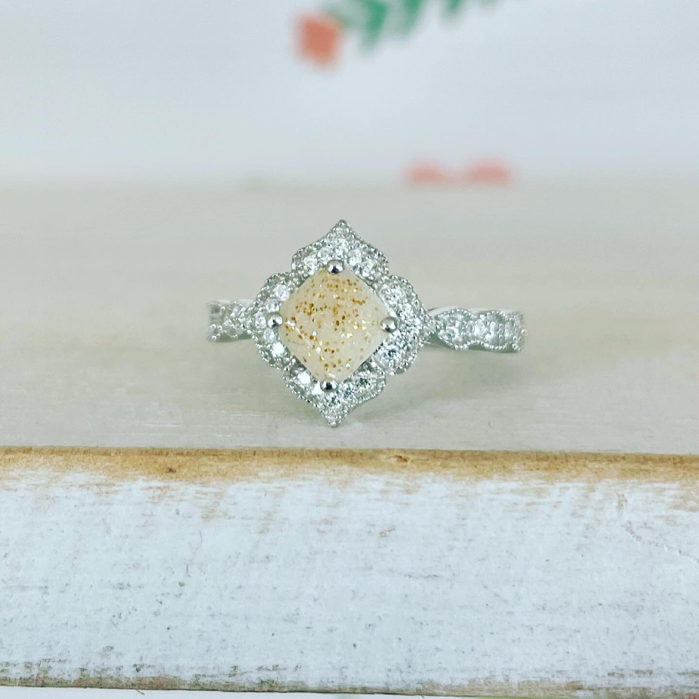 Our popular Anastasia ring with a breastmilk stone and a splash of gold glitter! Elegant and timeless!