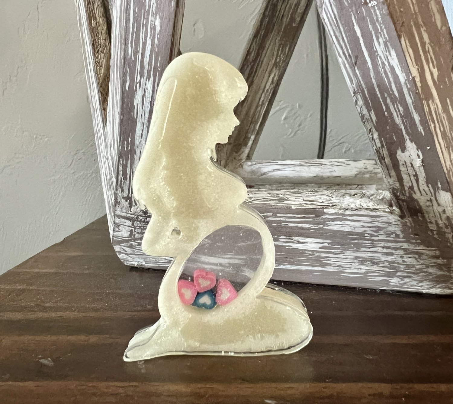 Epoxy Resin Pregnancy Mom Love Heart Ornament