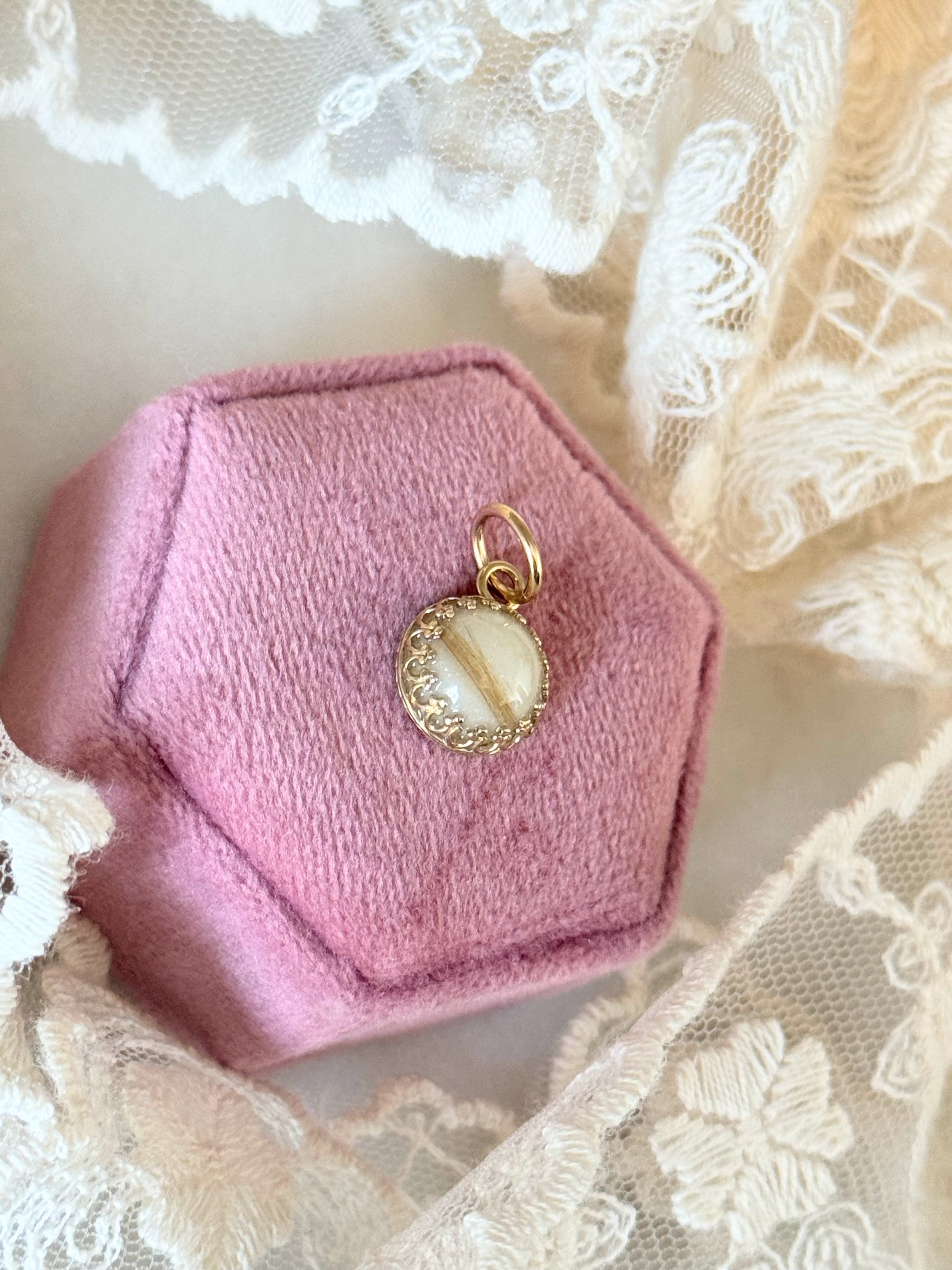 Tessa pendant/ necklace